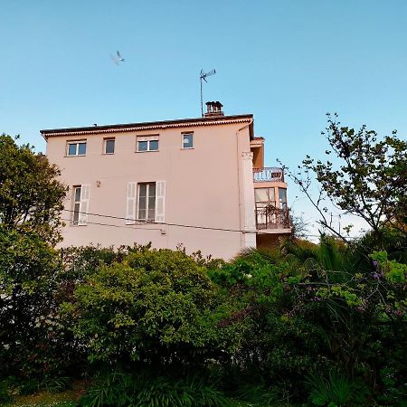 3 Rooms, 2 Bathrooms, In A Villa. Lightfull, Quiet And Charm Cannes Esterno foto